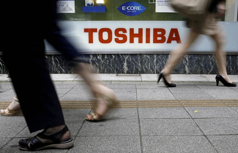 Toshiba возобновила производство микросхем на заводе, пострадавшем от землетрясения